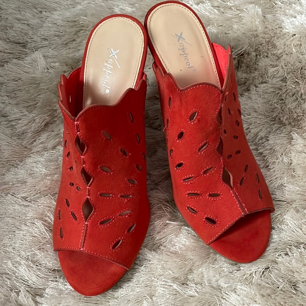 Petal heels